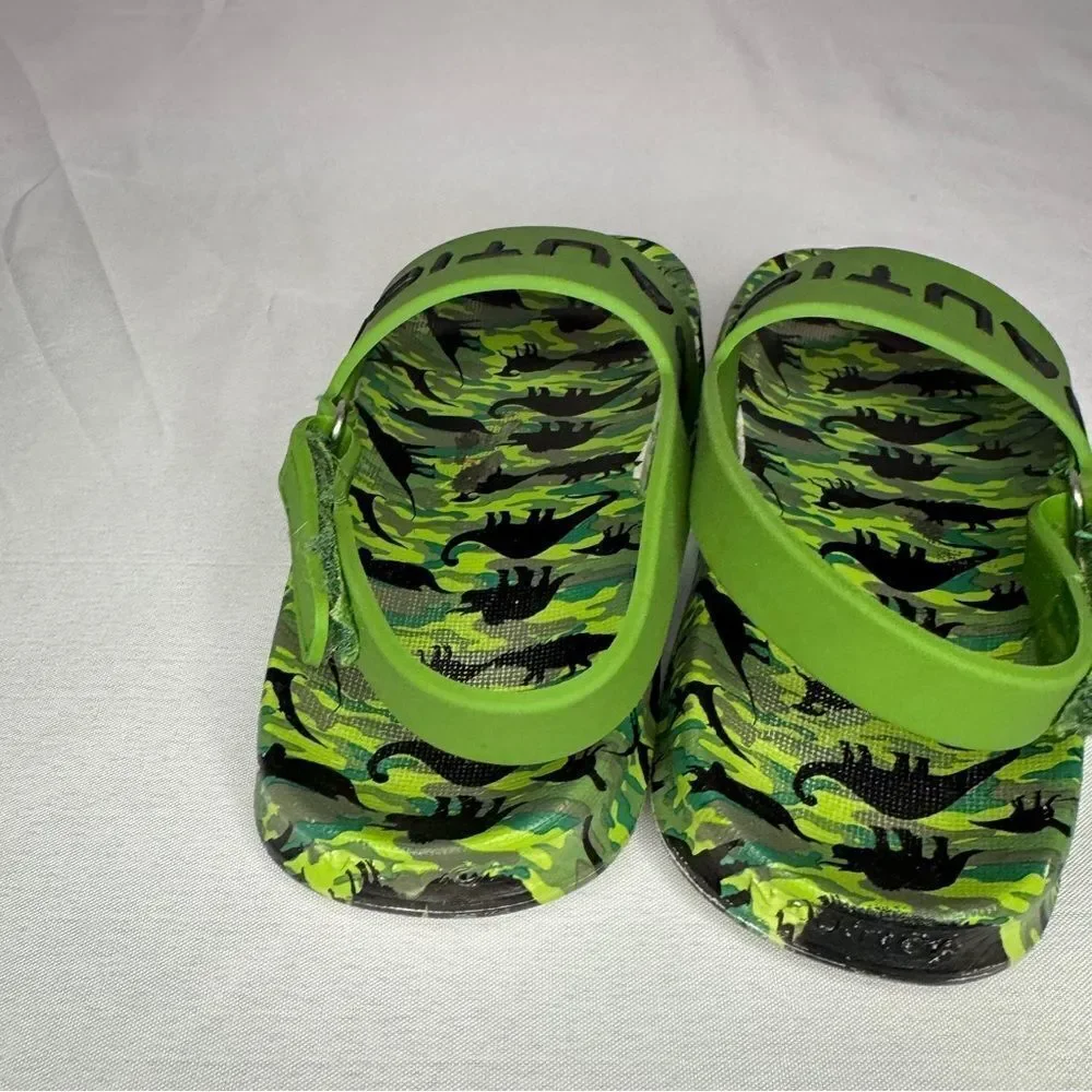 Toddler Nautica Slippers size 7